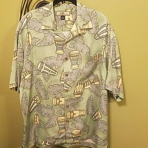 Tommy Bahama Men's Medium 100% Silk Shirt